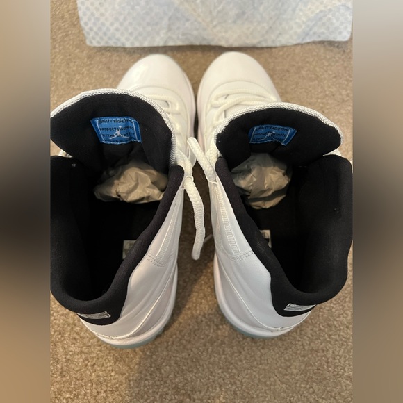 Nike Air Jordan 11 Retro - size 10.5 - Picture 6 of 7